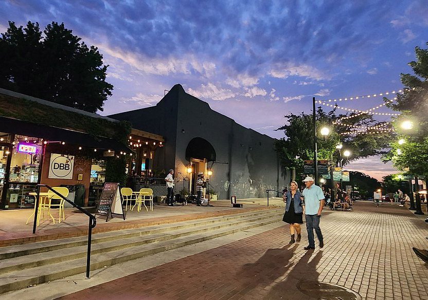 Downtown Rockwall TX square in the evening